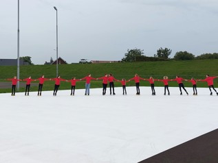 Rolschaats demonstratie op wit proefvlak